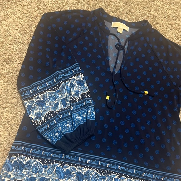 Michael Kors 3/4 sleeve blouse.  Medium.  Navy blue. - Picture 2 of 3